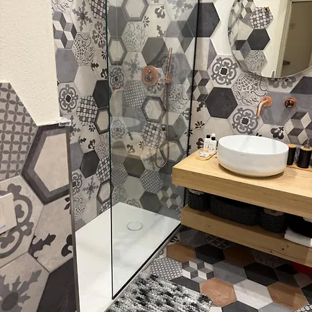 Molo Di Luxury Vendégház